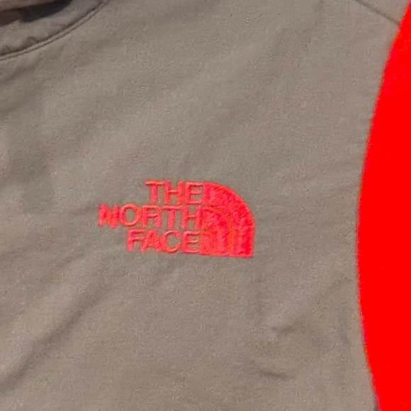 The North Face Pinkish Red and Black Fleece Jacket - Girls Medium - Picture 2 of 6